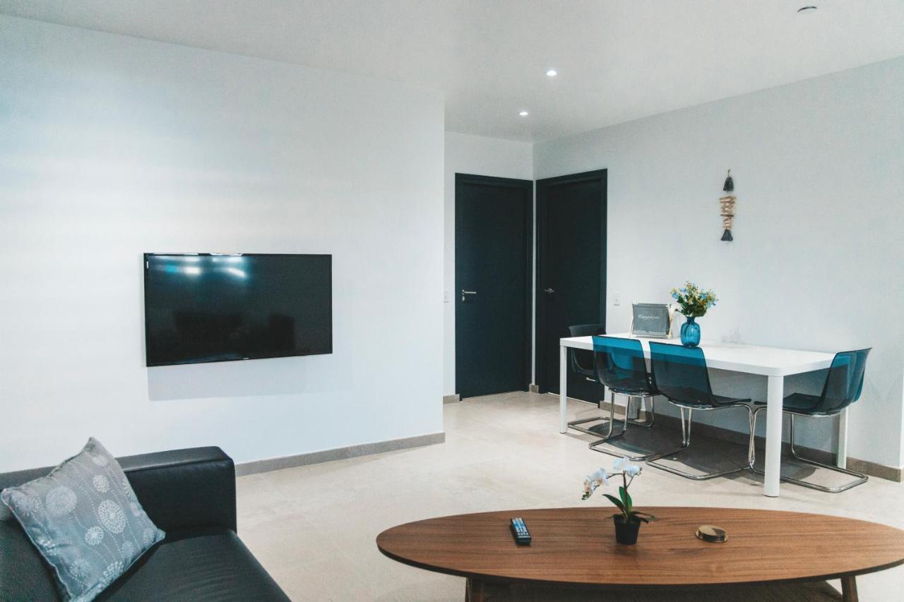 Gray Door Apartments - Adults Only شاطئ بالم المظهر الخارجي الصورة